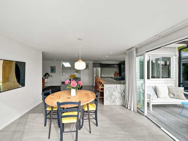68 Blighs Road, Strowan