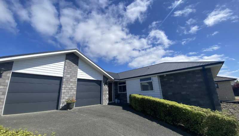 39 Pebble Beach Boulevard, Kamo