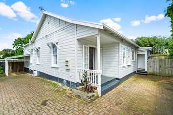 1145C New North Road, Mount Albert