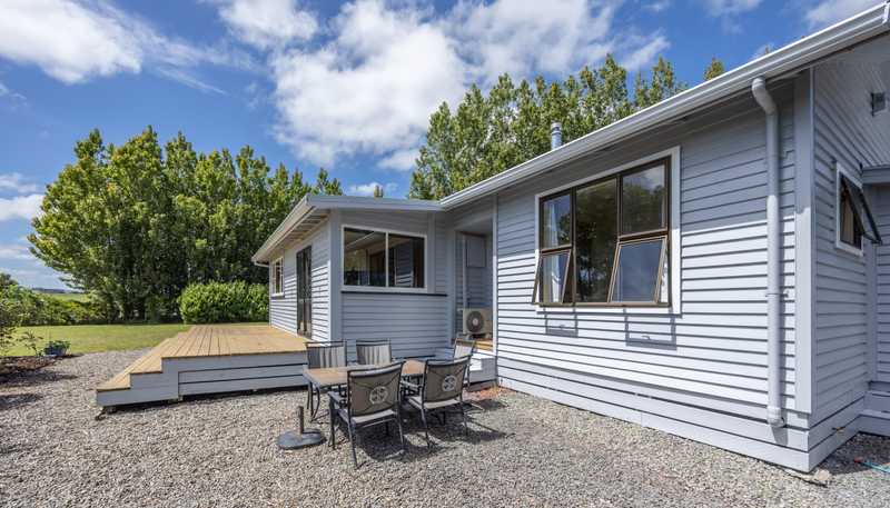 1A A'court Street, Sanson