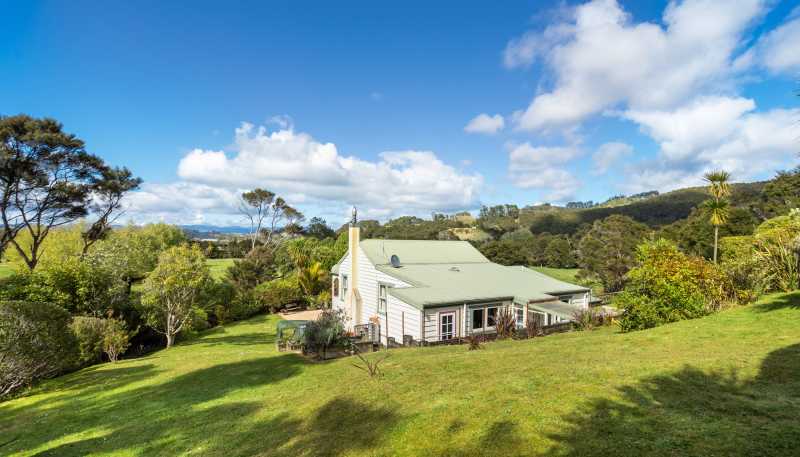 152 Moewai Road, Whitianga