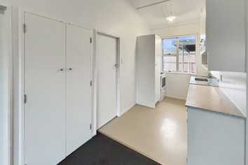 2/80 Russell Street, Palmerston North Central