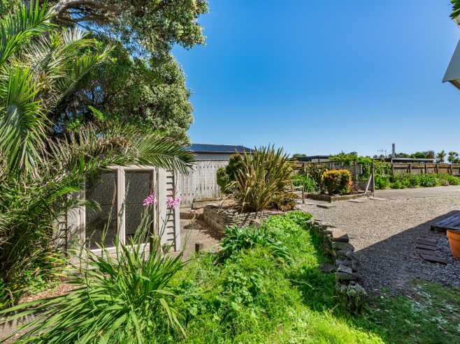 9B Olive Terrace, Paraparaumu Beach