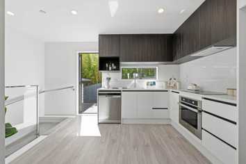 14C Eastglen Road, Glen Eden