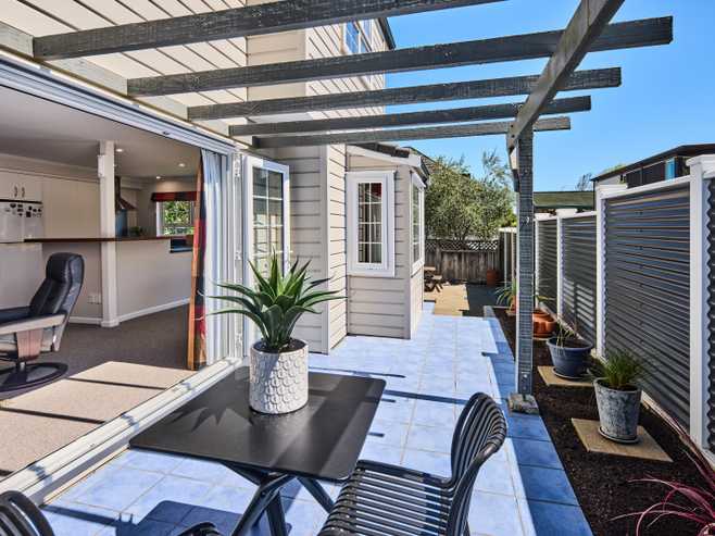 35B Cheviot Road, Lowry Bay, Eastbourne