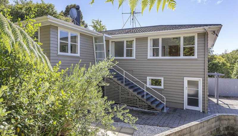 56 Lincoln Avenue, Tawa