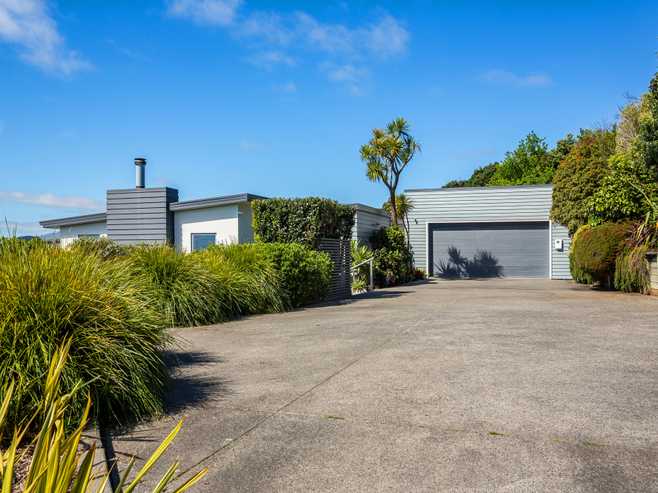 69 Panorama Drive, Paraparaumu