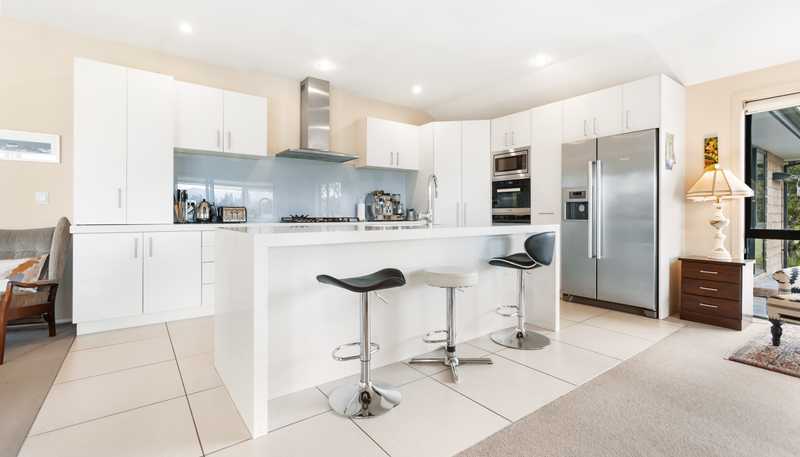 230 Hillview Road, Alexandra