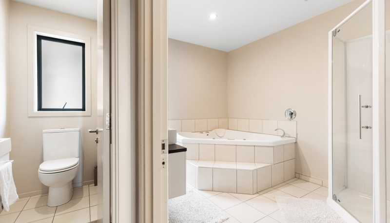 230 Hillview Road, Alexandra