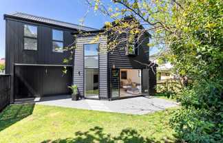 2/58 Karaka Street, Takapuna