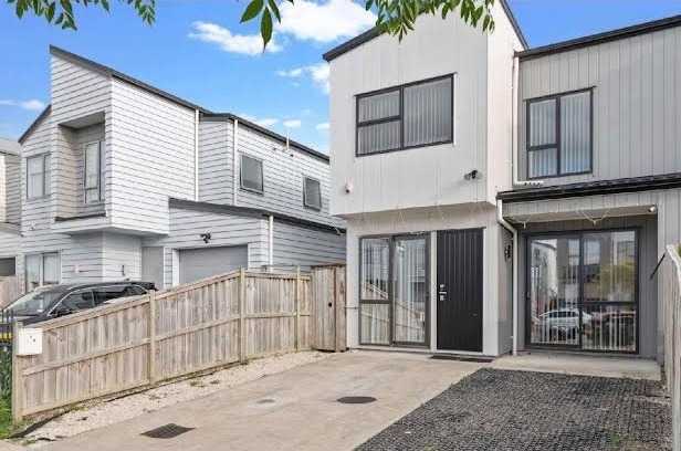 101 Bellbird Street, Papakura