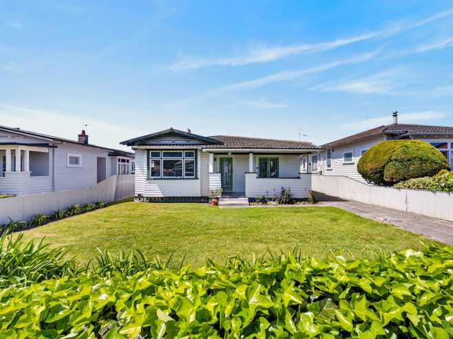 18 Kennedy Road, Napier South