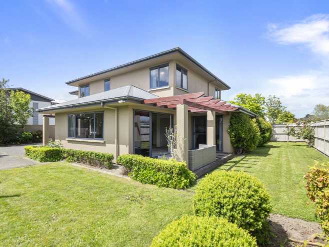 150 Park Road, West End