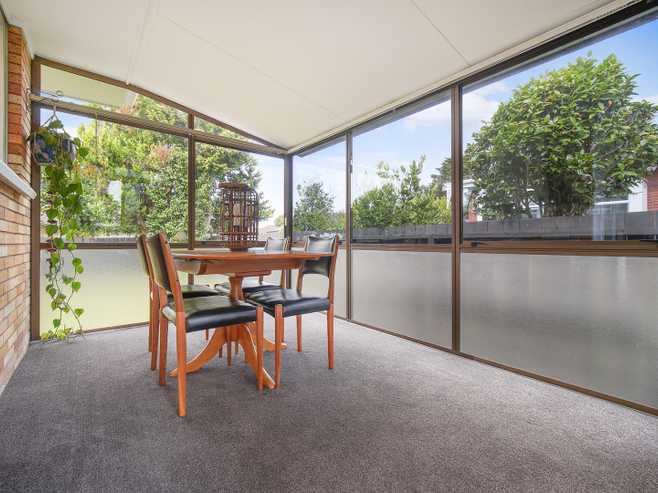 2/15 Poinsettia Place, Henderson