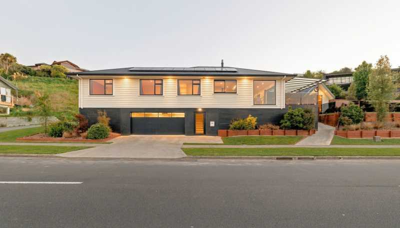 123 Cashmere Drive, Fitzherbert