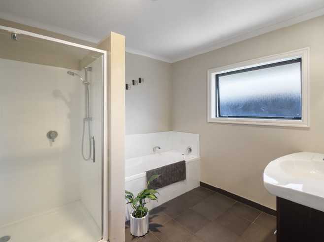 5 Rodeo Drive, Kelvin Grove