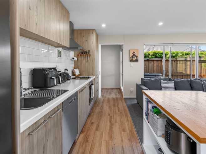 21 Farnborough Way, Rolleston