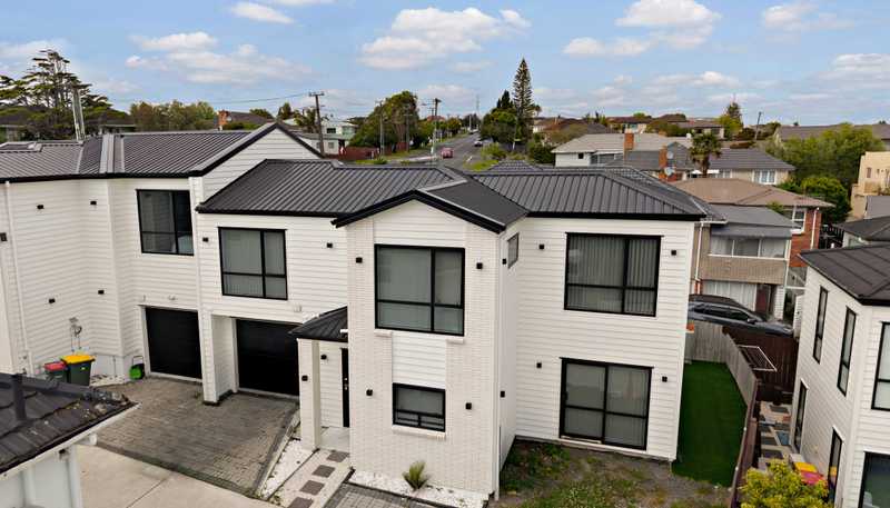 15B Oakdale Road, Hillsborough