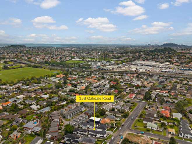 15B Oakdale Road, Hillsborough