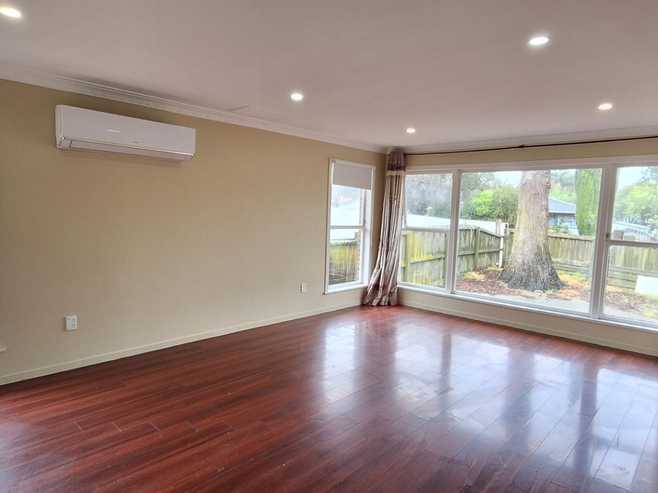 31 Kingdale Road, Henderson