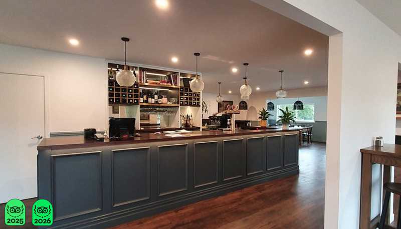 Betsey Jane Eatery & Bar, Fox Glacier