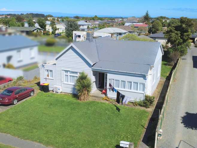261 Nelson Street, Strathern