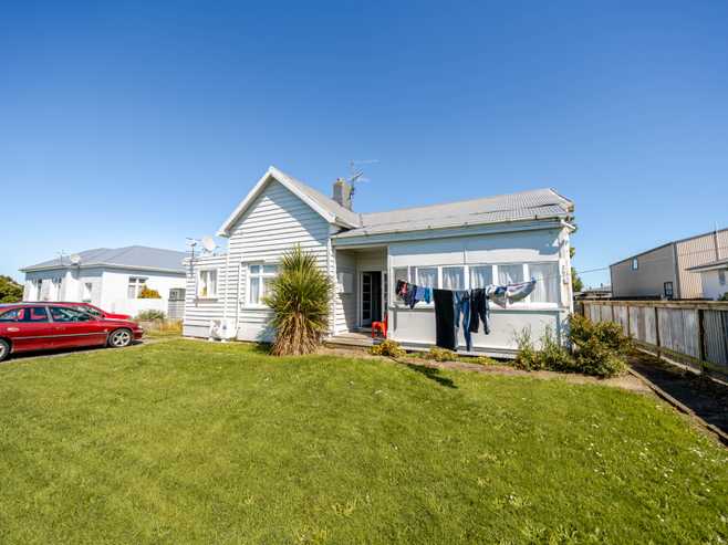 261 Nelson Street, Strathern