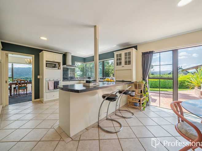 8 Plantagenet Grove, Kingsley Heights
