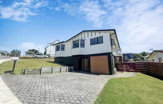 7 Sunhaven Drive, Newlands