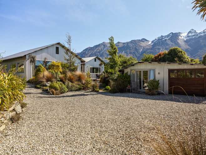 10 Birchdale Place, Glenorchy