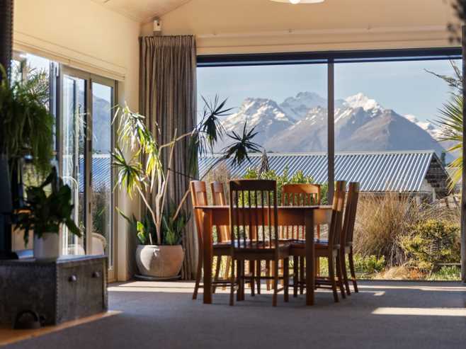 10 Birchdale Place, Glenorchy