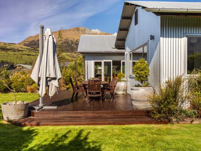 10 Birchdale Place, Glenorchy