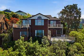 165 Barnard Street, Wadestown