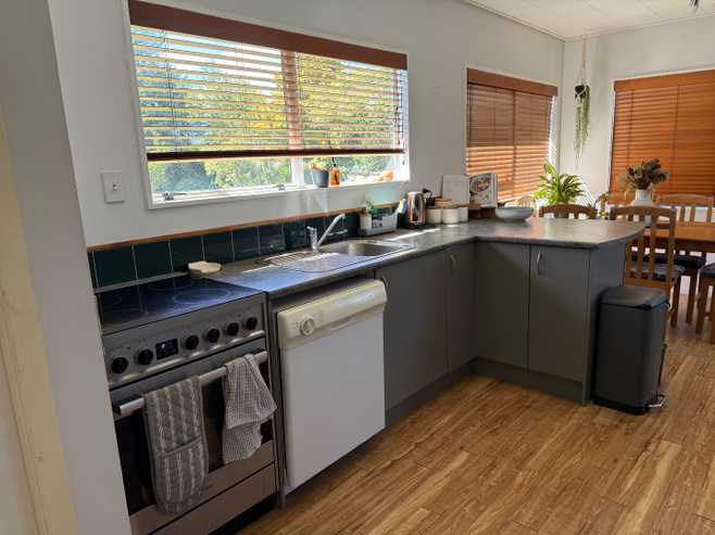 65 Woodward Street, Nukuhau