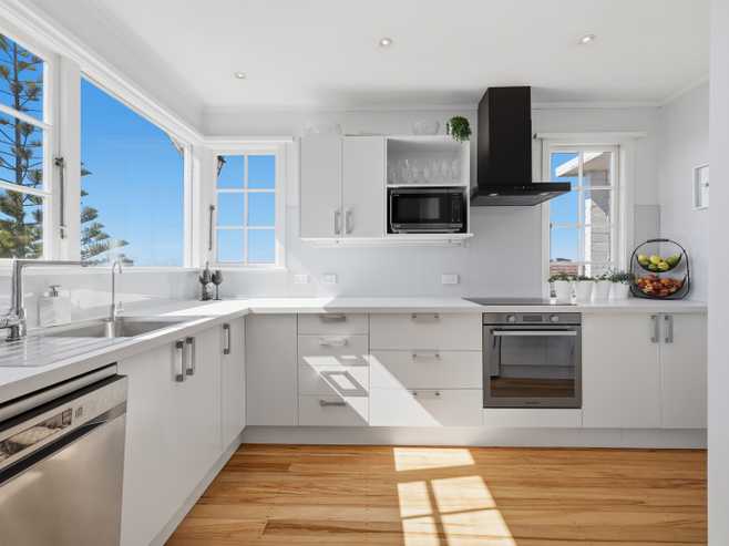 29 Sutcliffe Street, Saint Clair