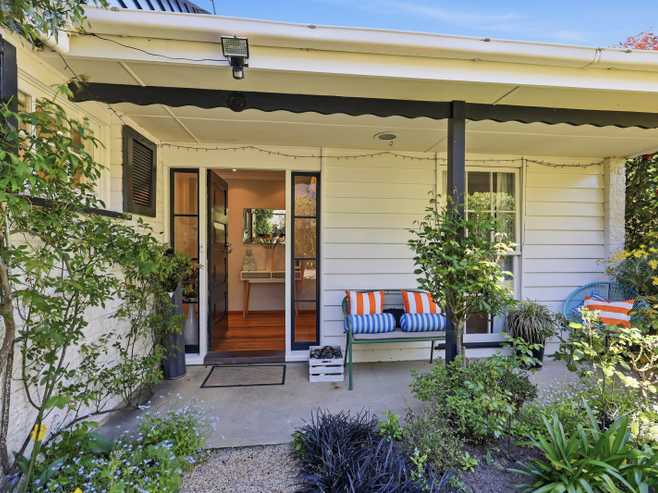 29 Sutcliffe Street, Saint Clair