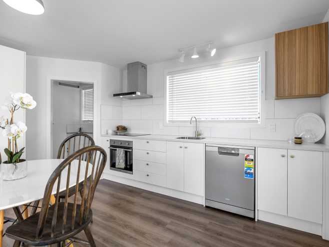 1 & 2/245 Waterloo Road, Hornby