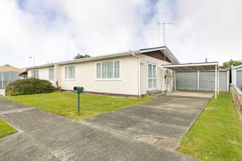 19 Blenheim Place, Feilding