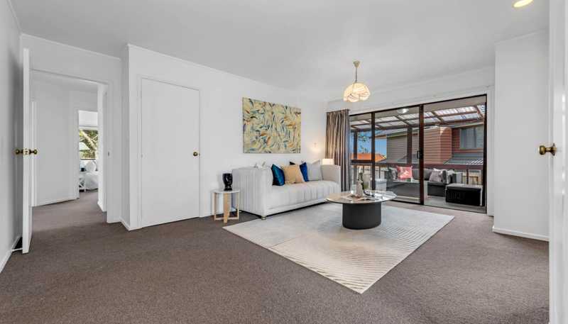 3 Currell Way, Somerville