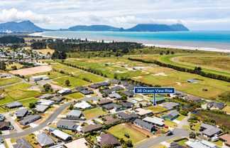 36  Ocean View Rise, Ruakaka