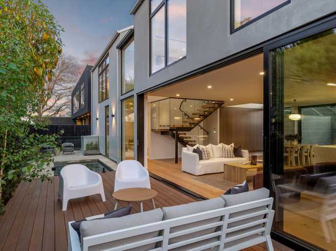 2/36 Tui Street, Fendalton