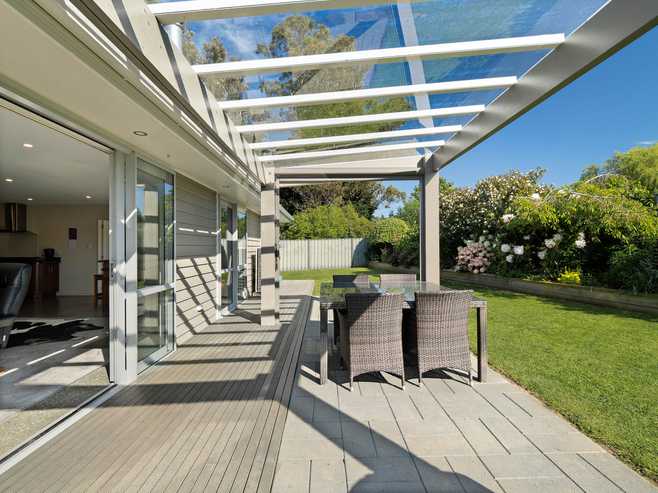 17 Awa Toru Drive, Fairfield