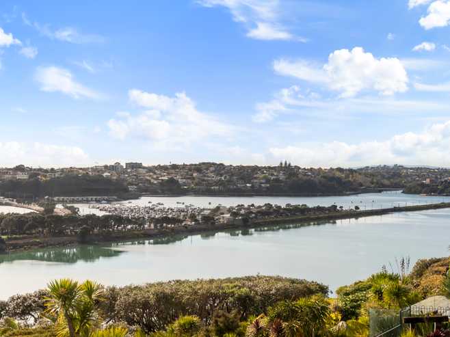 3/2 Crescent Road, Parnell
