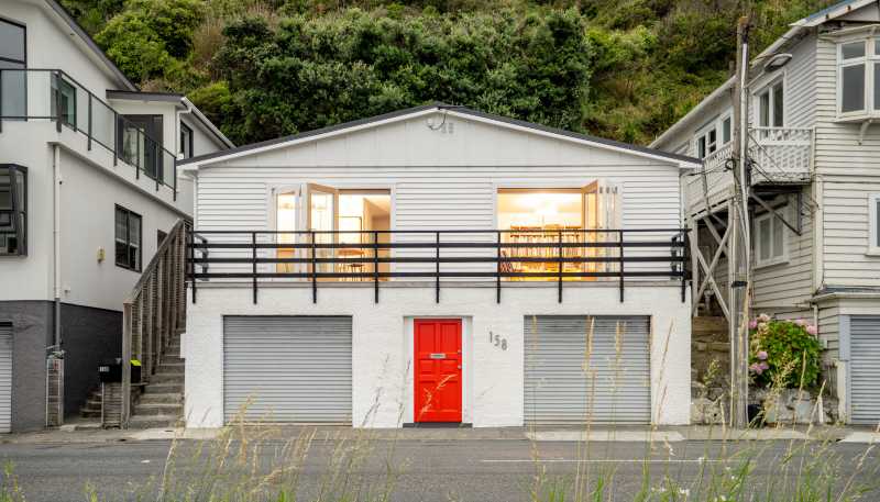 158 The Esplanade, Island Bay