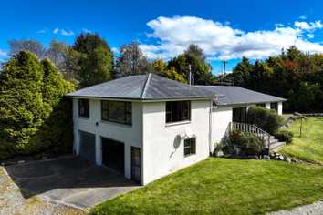 412 Kakapo Road, Te Anau