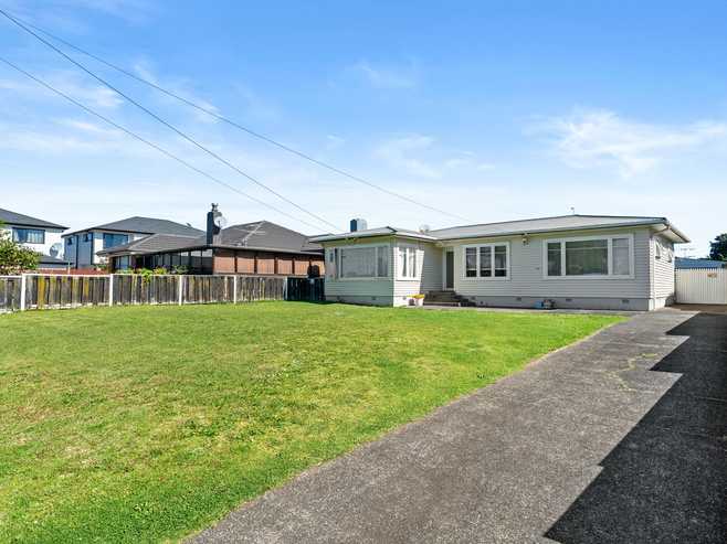 46 Hallberry Road, Mangere East