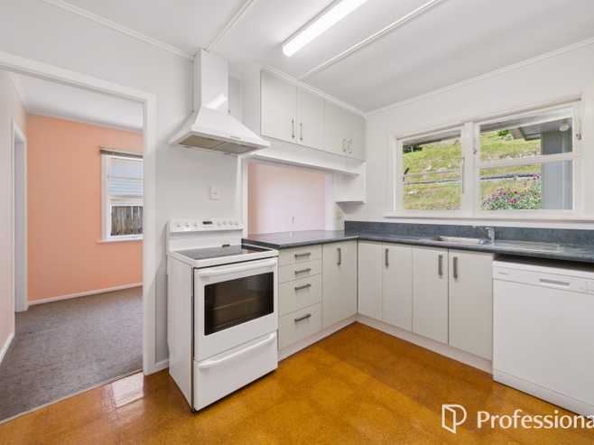57 Coast Road, Wainuiomata
