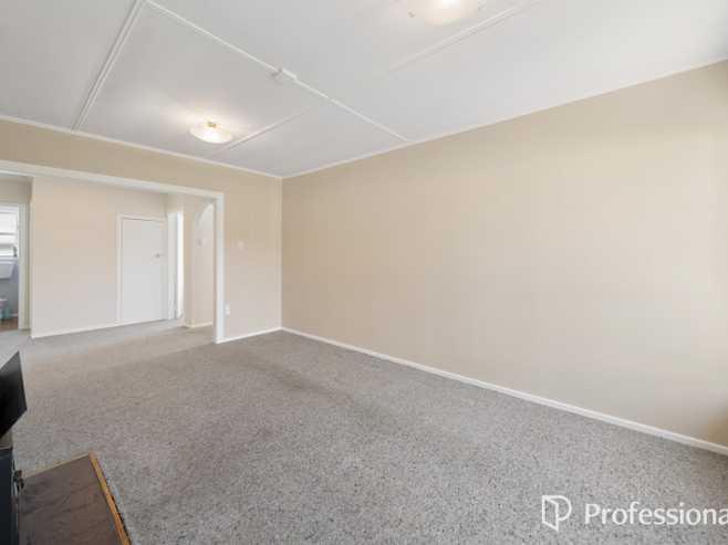 57 Coast Road, Wainuiomata