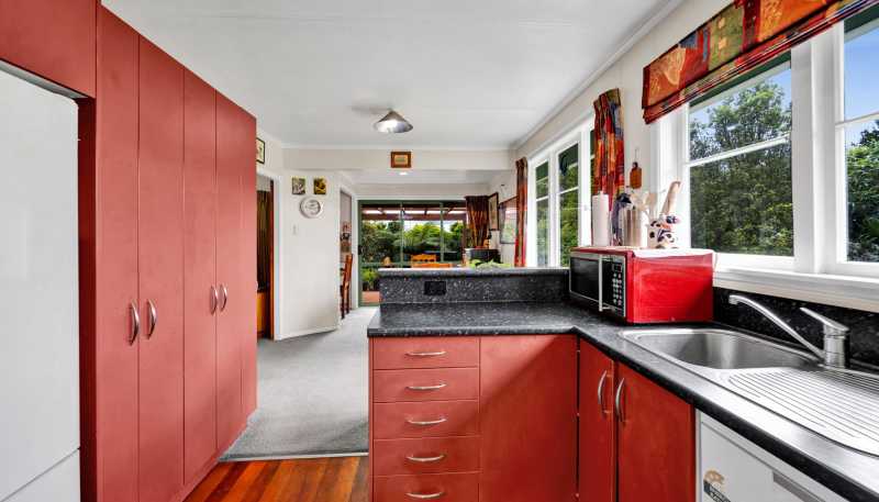 109 Kirihau Road, Koru