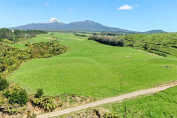 109 Kirihau Road, Koru